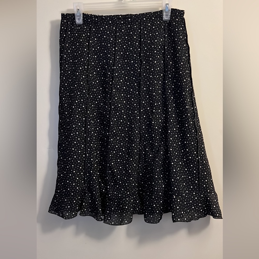 Polka-Dot Midi Skirt ⭐️
